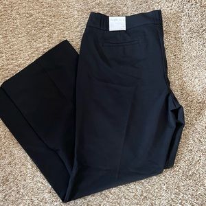 NWT VanHeusen black dress pants. Size 18
